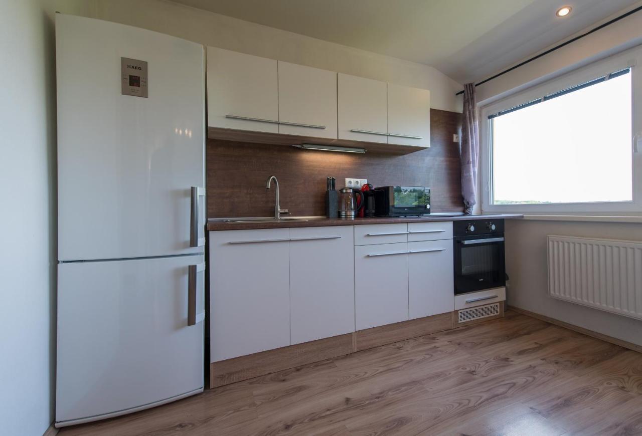 Апартаменти Apartman Nikol Тршебонь Екстер'єр фото